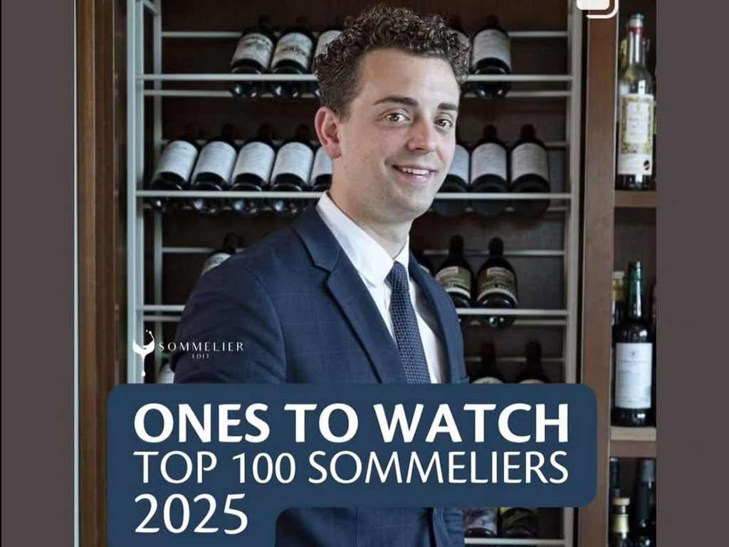 Maikel, sumiller del restaurante Iván Cerdeño